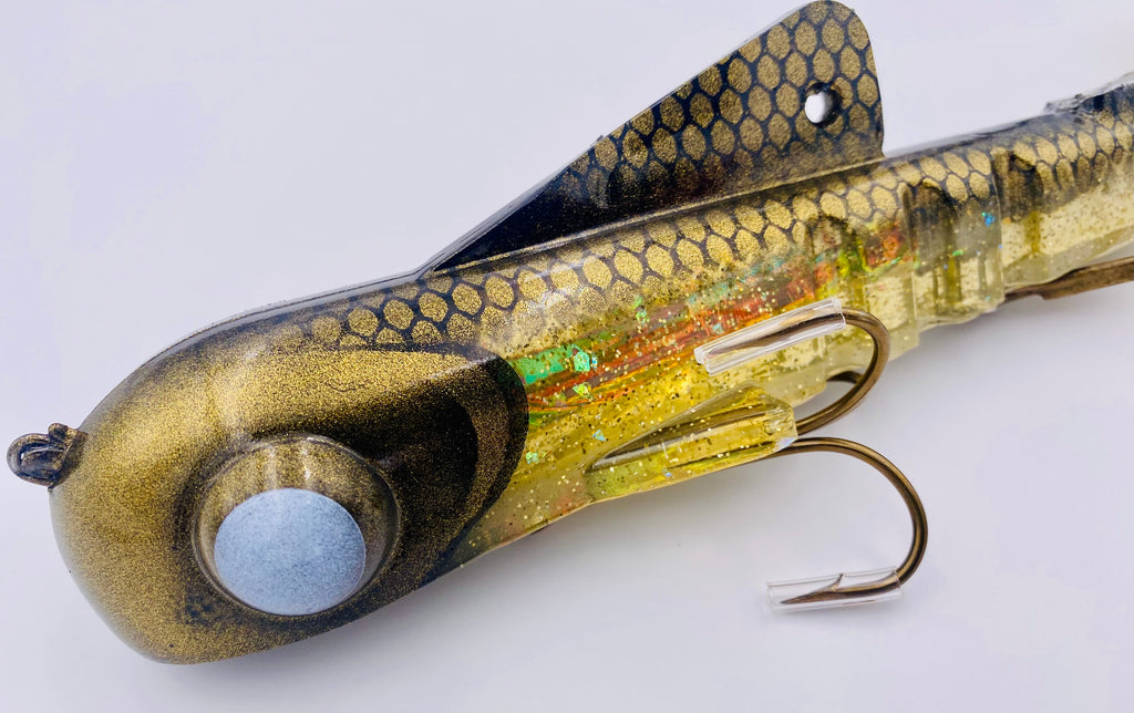 Custom Shallow Regular Bull Dawg Cracked Ice WI Walleye