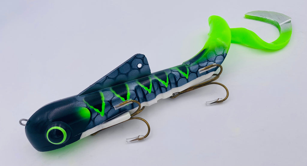 Custom Shallow Magnum Bull Dawg Carbon Perch 2.0