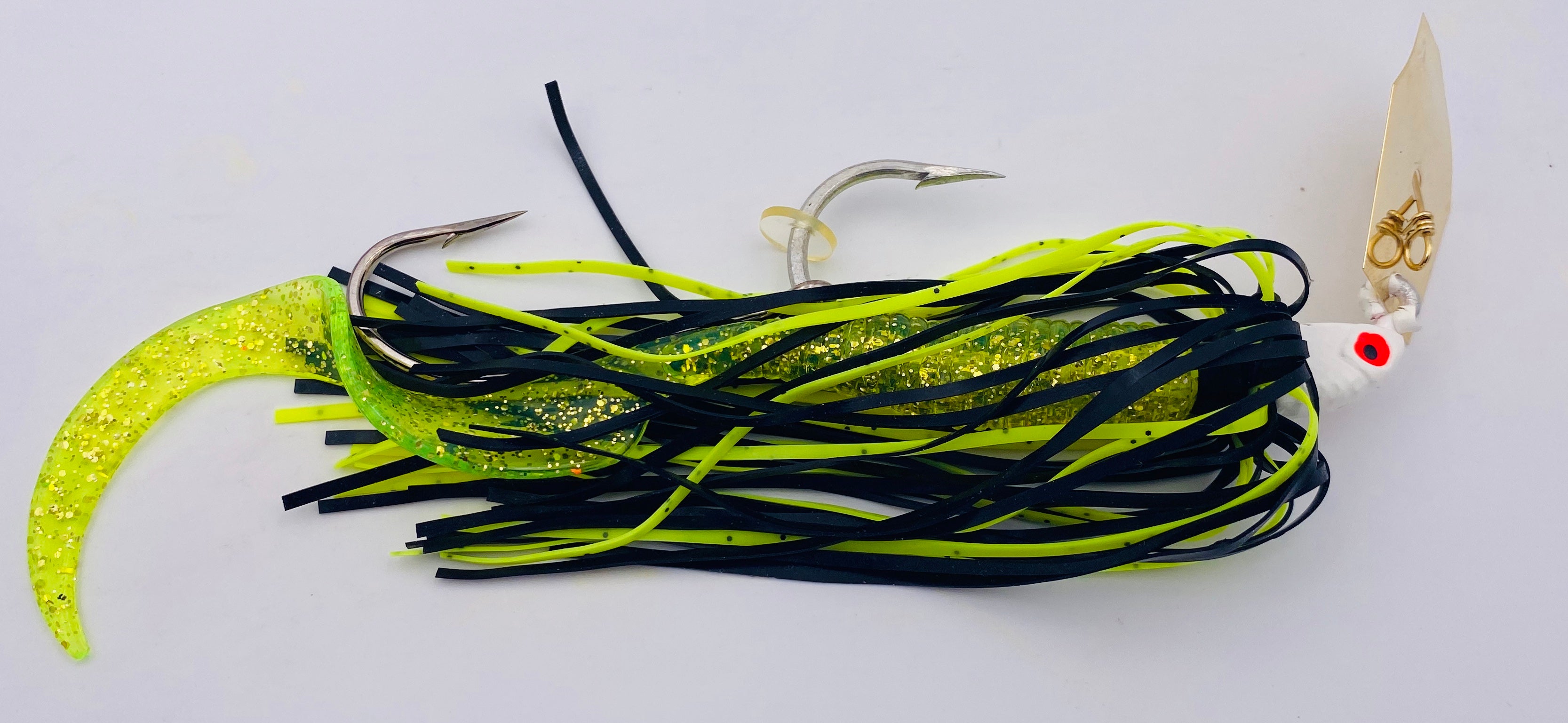 chatter bug fishing lure 3.5" Bait which is the key to this incredible bait and the reason it consistently entices explosive reaction bites Best ChatterBait Trailers - Wired2Fish