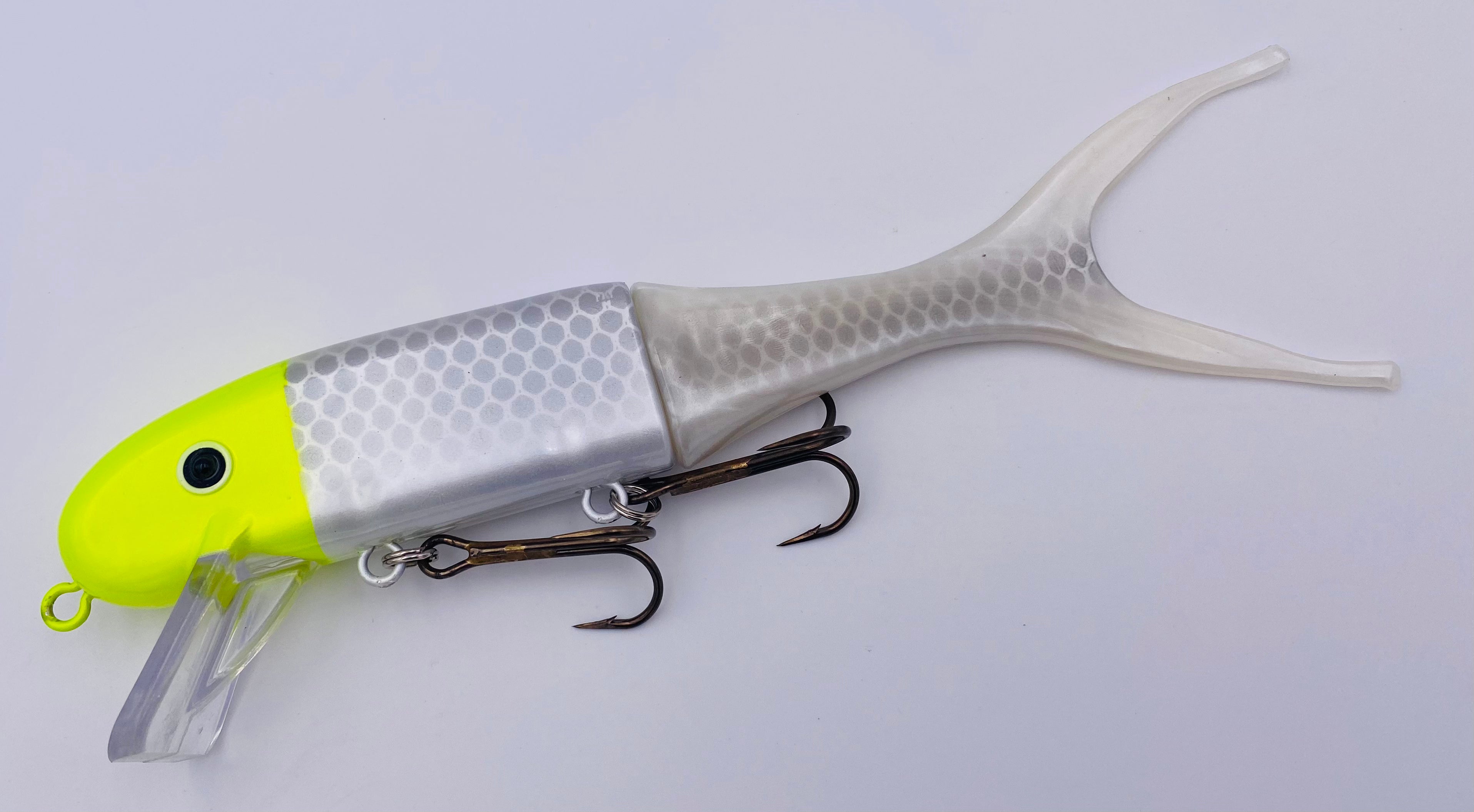 Musky Innovations Magnum Shallow Invader Crankbait | Musky Lures UV Whitefish